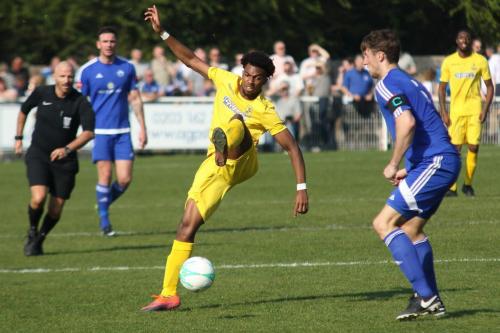 Enfields Dernell Wynter (L) and Billericays Rob Swaine