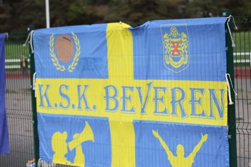The crowd was boosted by a contingent from Beveren, in Belgium306