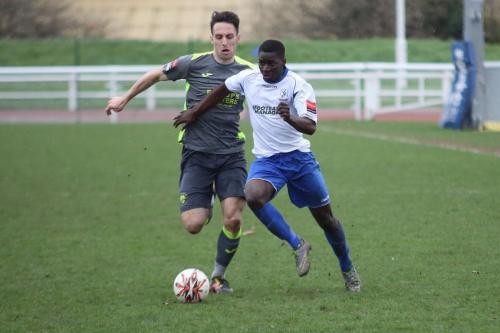 Havants Jason Prior (L) and Enfields Percy Kiangebeni364