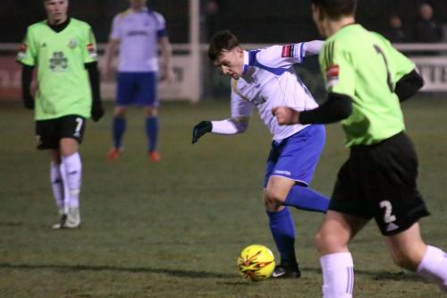 Keir Dickson runs at the defence