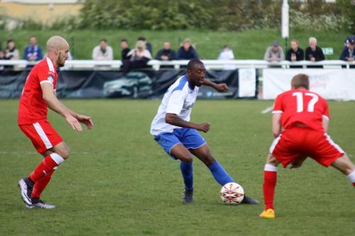 Enfields Ricky Gabriel and Leistons Matt Blake (L) and Armani Schaar