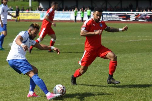 Enfields Tyler Campbell (L) and Leistons Seb Dunbar