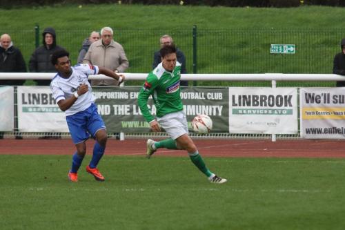 Enfields Dernell Wynter (L) and Leatherheads Joe Howe