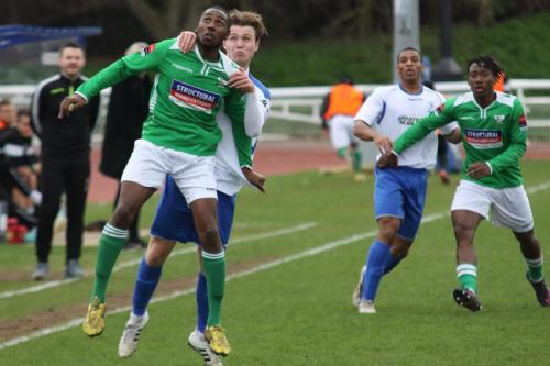 Leatherheads Daniel Carr (L) challenges Mickey Parcell