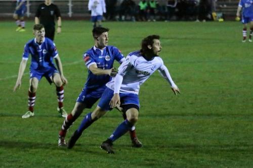 Needhams Joe Whight (blue) and Enfields Harry Ottaway