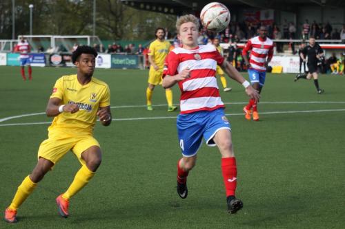 Enfields Dernell Wynter (L) and Harlows Charlie Dickens