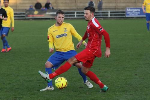Enfields Billy Crook (L) and Harrows Josh Webb