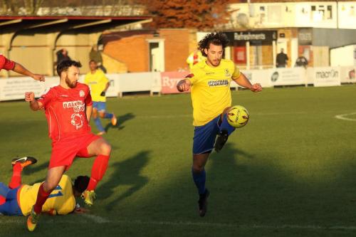 Enfields Harry Ottaway (R) and Harrows Andy Lomas