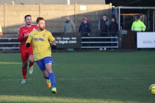 Harrows Josh Webb (L) and Enfields Scott Shulton