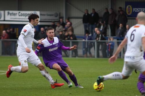 Havants Andreas Robinson (L) and Enfields Billy Crook
