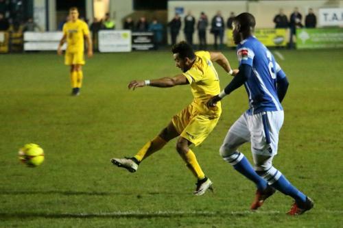 Tyler Campbell shoots937