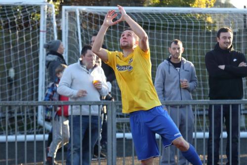 Billy Crook celebrates the second Enfield goal942