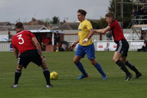 Brightlingseas Jake Gould (L) and Connor Witherspoon and Enfields Sam Youngs
