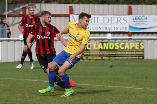 Brightlingseas Matt Cripps (L) and Enfields Ben Ward-Cochrane