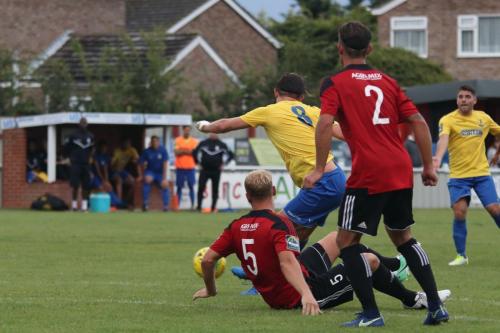 Enfields Sam Youngs (8) lines up a shot
