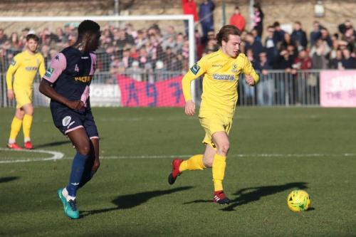 Dulwichs Michael Onuvwigun (L) and Enfields Mickey Parcell