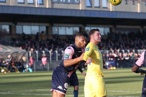 Dulwichs Rickie Hayles (L) and Enfields Liam Hope20