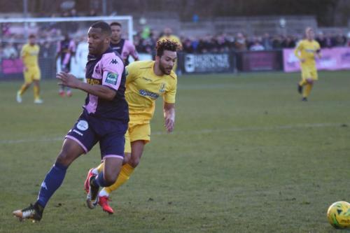 Dulwichs Rickie Hayles (L) and Enfields Tyler Campbell