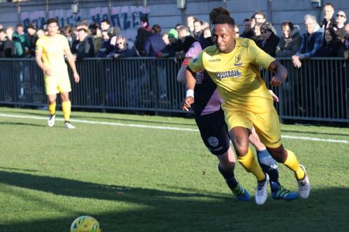 Enfields Ryan Blake (R) and Dulwichs Mark Weatherstone