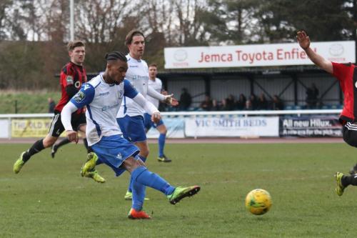 Dernell Wynter shoots