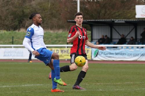 Enfields Dernell Wynter (L) and Brightlingseas George Keys