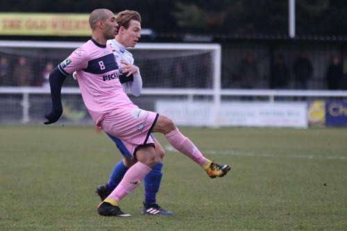 Dulwichs Ashley Carew (pink) and Enfields Mickey Parcell