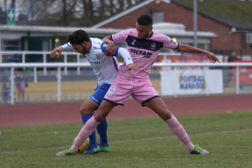 Dulwichs Quade Taylor (R) and Enfields Mario Noto