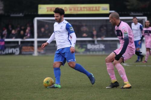 Enfields Mario Noto (L) and Dulwichs Ashley Carew