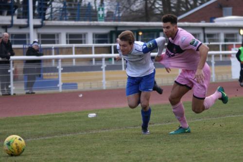 Enfields Mickey Parcell (L) and Dulwichs Nathan Green