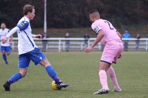 Enfields Mickey Parcell (L) and Dulwichs Quade Taylor