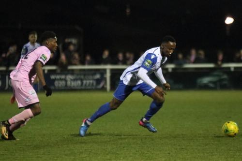 Enfields Ryan Blake (R) and Dulwichs Nyren Clunis