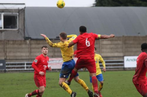Harrows Shaun Preddie (6) wins a challenge with Brad Wadkins