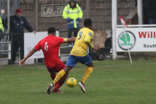 Harrows Shaun Preddie (L) and Enfields Ryan Blake