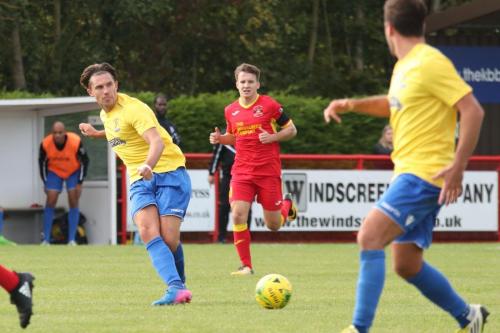 Enfields Sam Youngs (L) and Needhams Callum Harrison