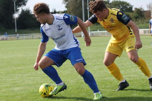 Enfields Lewis Taaffe (L) and Hornchurchs Jay Porterx