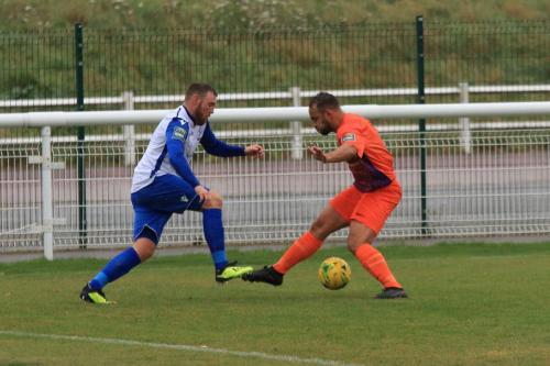 Enfields Billy Bricknell (L) and Wares Louis Rose