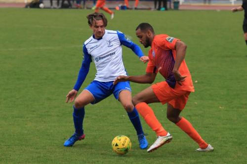 Enfields Sam Youngs (L) and Wares Junior Brown