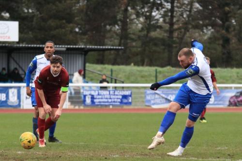 Following up from James Mulleys (L) blocked shot, Billy Bricknells shot is also blocked by the Bognor defence