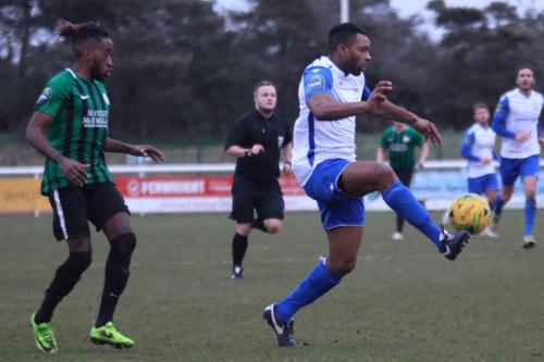 Enfields Kezie Ibe (R) and Burgess Hills Boris Kipeya-Bonno