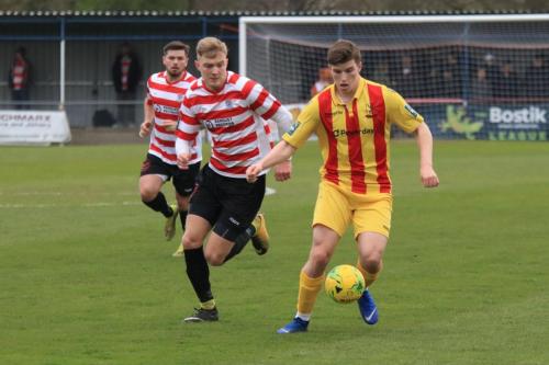 Enfields Josh Davison and Kingstonians James Richmond (centre) and Aaron Lamont