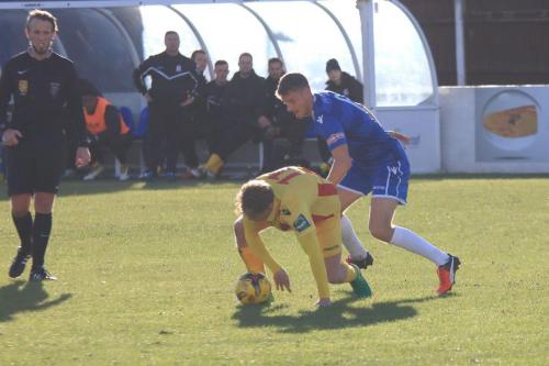 Enfields Aaron Greene (L) and Lowestofts Matt Castellanx