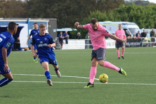 Billy Bricknell shootsx