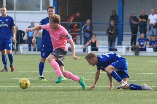 Enfields Aaron Greene (L) and Margates Chris Barnardx