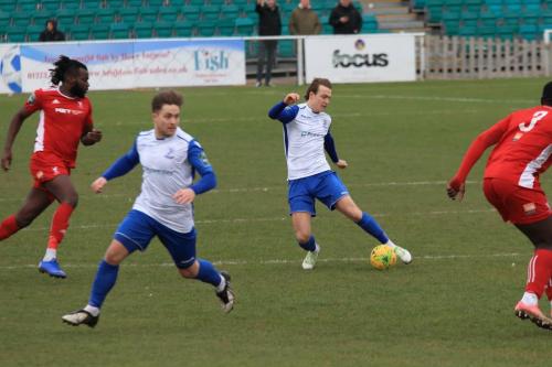 Enfields Mickey Parcell passes to Lewis Taaffe