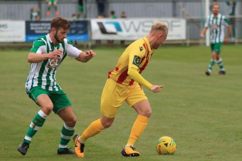 Chichesters Rob Hutchings (L) and Enfields Ryan Blackman