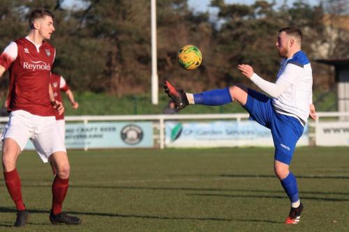 Enfields Billy Bricknell (R) and Bognors Matt Casey