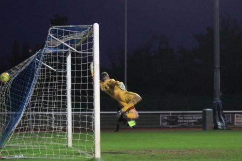 Regent keeper Charlie Turner is beaten by Lyle Della-Verdes free kick to put Enfield 2-1 up