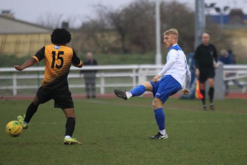 Crays Bradley Pritchard (L) and Enfields Ryan Blackmanx