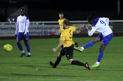 Ken Charles (Enfield) shoots just off target