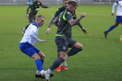 Enfields Ryan Blackman (L) and Thatchams Matt Partridge